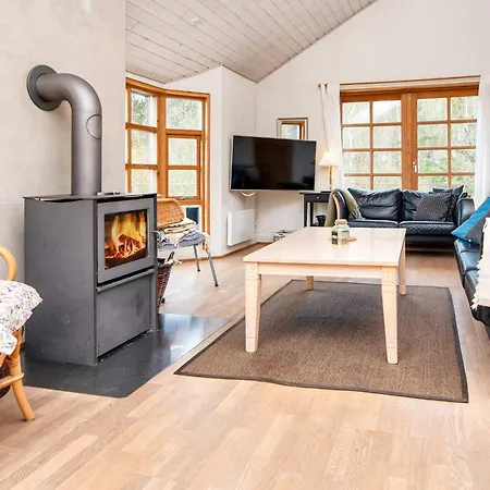 Cvi Ebeltoft